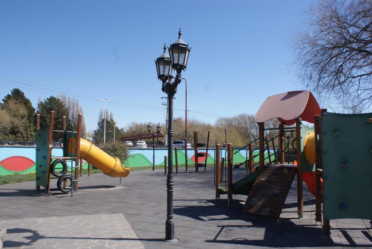 El Puente Aparts- Departamentos Independientes El Calafate Esterno foto